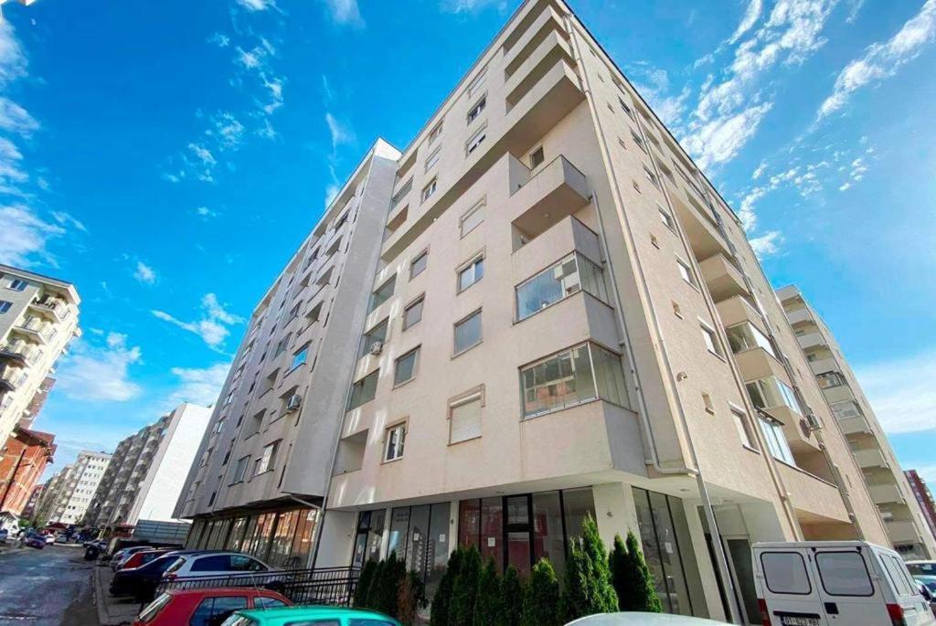 1-Bedroom Apartment Fushe Kosove Kosovo Polje Esterno foto